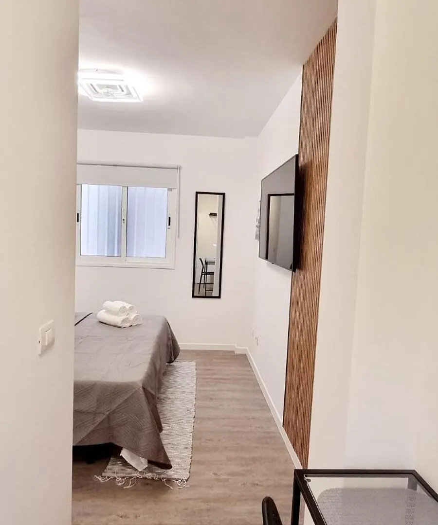 Pensión Almar We Go Puerto Santiago! Private Rooms In Modern Shared Apartment - Habitaciones Privadas En Piso Compartido España